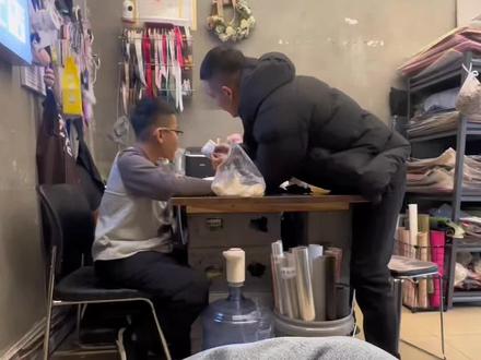 #父子 跟我儿子互相学习#日常vlog #搞笑 #听写词语