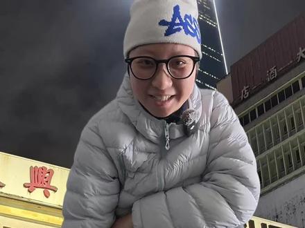 想出国旅行怕语言不通,预算不高去哪里玩? 去马来西亚吧!吉隆坡各种地铁公交、住宿吃饭,攻略分享,细节问题攻关。和我一起沉浸式体验吧#分享我的旅行回忆 #交换世界计划 #青年创作者成长计划 #环球旅行 #我在抖音花式报道