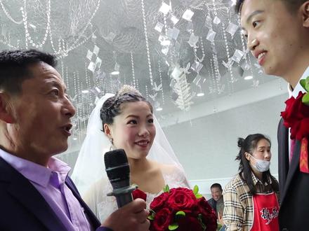 女儿婚礼上,农民工爸爸对女婿说:如果你以后对她不好,请告诉我,我接她回家 #结婚