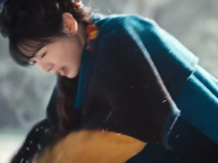 田曦薇,张凌赫新剧《逐玉》女孩在雪地里捡个侯爷。 #逐玉 #田曦薇 #张凌赫