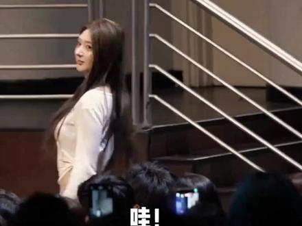 二狗脱口秀中的女孩,那个在你心中颜值最高?