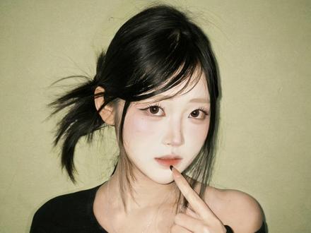 今天是一起豆包AI指令换背景教程哦~赶快学起来吧#豆包ai #指令教程#韩系氛围感 #p图#AI照片