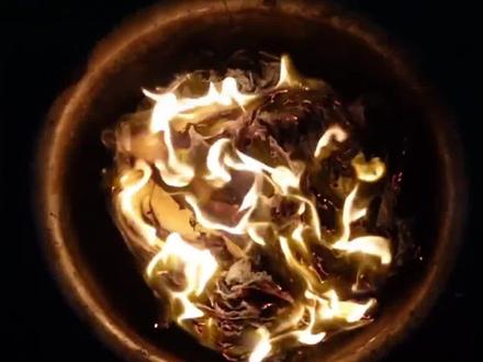 清明快到了!假如我在室内烧纸钱。。。。。#清明节 #文明祭祀 #蓝朋友 @中国消防 @广东消防