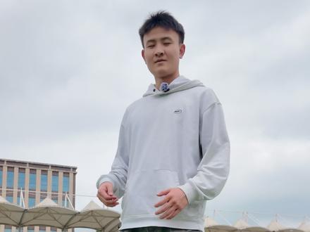 足球绕杆技巧来喽#中考#体育