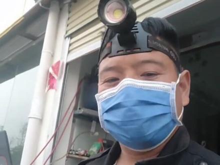 下面来修这款车是江淮iev 4,客户呢,找了很多地方修,都没有修好,客户通过朋友通过抖音平台搜到了鹤壁鹤亮专修新能源汽车电话18639249393
