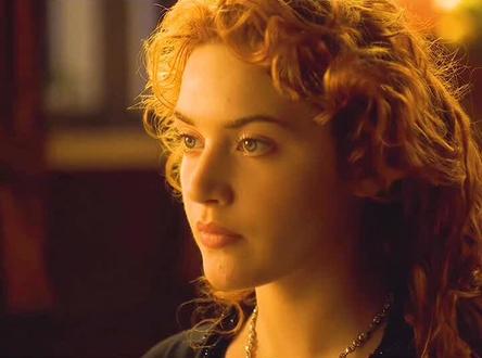 泰坦尼克号全集_第13幕,肉丝要求自画像,便是从贵族制中解脱出来的第二次大胆尝试#泰坦尼克号 #爱情 #凯特