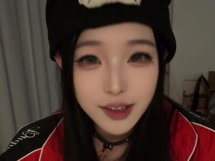 救命第一次出选角攻略感觉叽里咕噜说了一堆废话
我下次一定会改进的•̩̩̩̩ᯅ•̩̩̩
如果有小宝想要抿角色可以留在评论!都会回的!#暗夜降至 #剧本杀