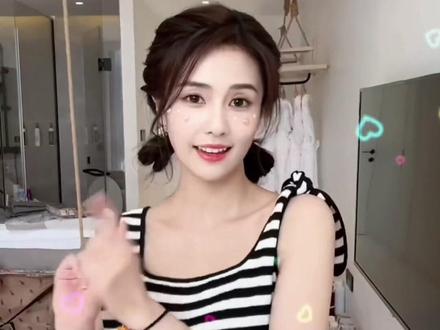 女明星同款的少女感扎发。爱心双马尾
#发型教程 #明星同款发型 #白鹿同款发型