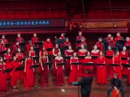 马年神曲《踏马迎春》,不知道是“国粹”,还是在祝福……😂#踏马迎春