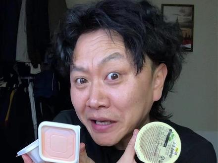 韩国人气外卖 今天教大家如何在韩国正确吃炸鸡,才是最好吃的~兄弟们
#抖音美食推荐官 #韩国美食 #美食推荐 #今天吃什么 #一起吃饭吧