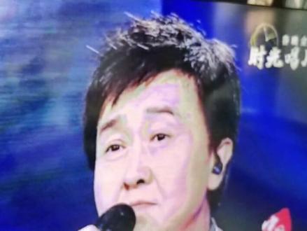 索尼电视花屏,图像失真,拆主板维修。