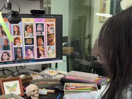 今天就简单的来杯小饮料吧! #跟着抖音学画画 #2026绘画开年挑战 #彩铅 #绘画教程