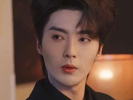 #她自万丈荣光 #易延舟别钓了快表白#沈沛然今天后悔了吗
@成都花花家剧场