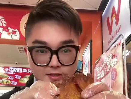 华莱士建行生活1元吃饱,淮安61家店通用,快冲快冲@餐饮人高博士 @华莱士·全鸡汉堡 @华莱士江苏#炸鸡汉堡#华莱士