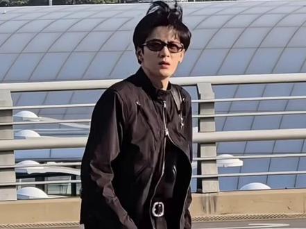 檀健次:谁在这么多大炮面前 能不局促啊~ #檀健次 #国潮 #欧巴 #搞笑 🍠大板凳娱乐@抖音热点 @抖音小助手