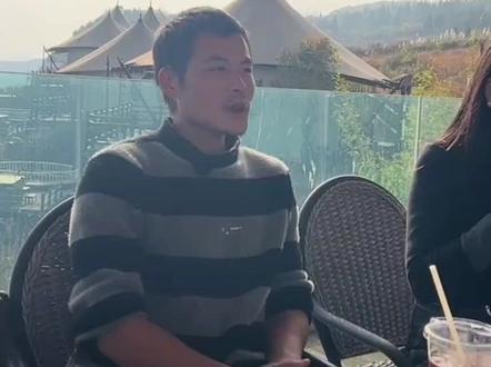 #刀疤哥 #老六荒野 刀疤哥堂弟和刀疤哥同游乌江源百里画廊看鸭池河大桥