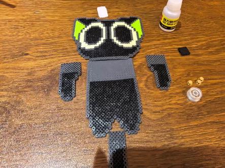 #玩个很新的东西 #拼豆 #罗小黑 #会动的拼豆 #手工 宝子要看的教程来啦