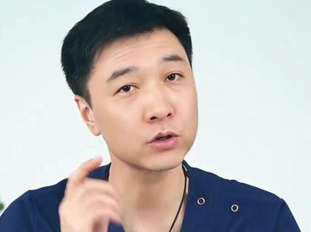 这几个地方长“痣”一定要当心,急诊科医生教你自查,辨别什么样的痣会癌变!(来源:央视新闻)