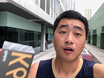 红米k60至尊版 开箱体验 配置价格很给力 就看优化了#红米k60至尊版 #手机测评 #开箱视频