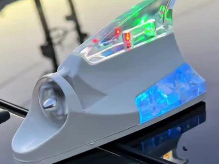 开车不怕被追尾!免接线鲨鱼鳍灯超亮警示 #五金工具 #汽车好物 #警示灯 #好物推荐🔥 #彩灯