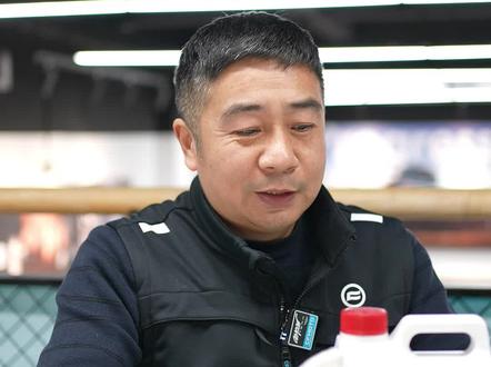 摩托小白在换防冻液时,千万要注意这一点
#摩托车 #摩托车保养 #摩托车教学 #防冻液更换 #春风老张