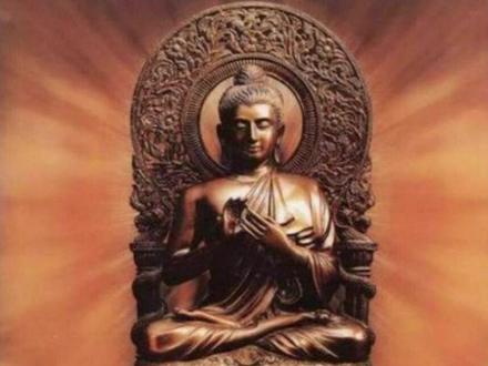 雨宝陀罗尼咒,此咒又称《能获一切财宝伏藏陀罗尼》,出自《佛说雨宝陀罗尼经》。