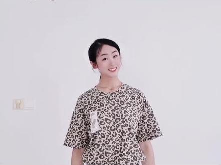 大家通过#手指游戏 可以轻松区分b和d哦一起试试吧#幼小衔接#拼音儿歌#幼儿教育#幼教#幼师#q🥕小赞#原创