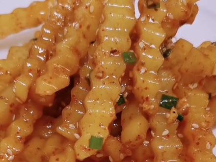 好吃的狼牙土豆条来了,简单易做,爱吃土豆的你一定要试试哦
