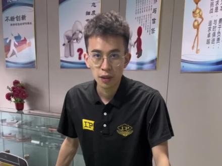 #台球杆 #中式八球 #台球器材 喜欢哪种杆头评论区讨论一下,哪种杆头准度高呢?
