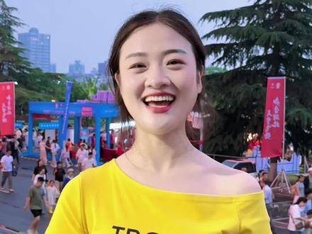 楚超有什么好看的?为什么我不懂球,但是襄阳队每个主场我都在?#楚超 #襄阳队 #足球 #禧辰宴会艺术中心 #襄阳vs神龙架