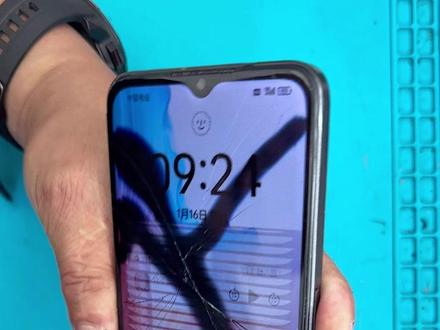 屏幕碎了看不见划不动别着急,跟视频操作自己也能换OPPOA2M换屏幕#换屏幕 #专业维修 #沉浸式手机维修 #OPPOa2m