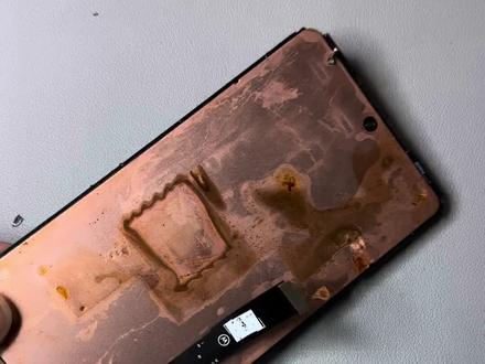 修手机遇到黄色不明液体,摩托罗拉x30换屏#手机维修#手机寄修#摩托罗拉x30维修换屏#生活vlog