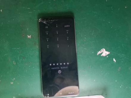 手机维修一一华为荣耀X30拆机换屏。拆机有风险仅供参考 #手机爆屏修复 #手机维修换屏 #拆机