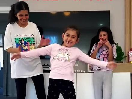 妹妹竟然这么学平衡车,真的是太搞笑了#搞笑配音#搞笑视频#搞笑