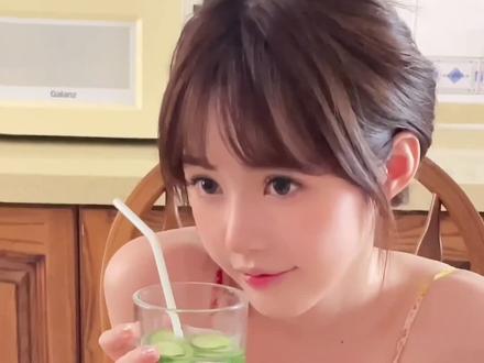 你问我是什么星座 我说双子座 你说我双重人格 没意思真的