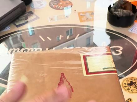 征途吸血鬼🧛🏻♂️之尘红标开盒品吸测评分享,征途吸血鬼这款红标今年前几个月刚刚上市的一款神茄,非常非常非常难买到,相信很多茄友都知道,也没有灰过,今天开盒品吸测评看看这支神茄到底怎样?
#雪茄 #雪茄生活 #雪茄文化 #雪茄知识 #乐哥的品味人生