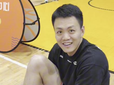 CBA球员与前CBA球员的高端出汗球局#篮球🏀 @姜宇星- @Jerry王子瑞 @高尚