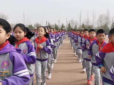 可能你看到的只是跑操而已
我们呈现的却是54人的团结一致