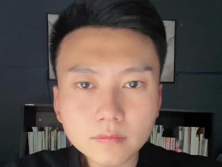 顾国宁走得很安详,父母已离世,离婚有一子,最后日子有狗狗陪伴