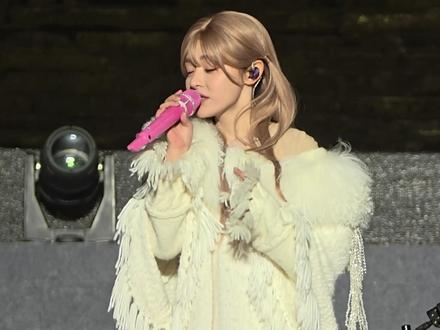 【黄霄雲】最新OST《淬羽风华》线下首唱! 2026.02.05 黄霄雲都匀公益音乐会
#黄霄雲#黄霄雲公益音乐会#黄霄雲演唱会#美女#成何体统