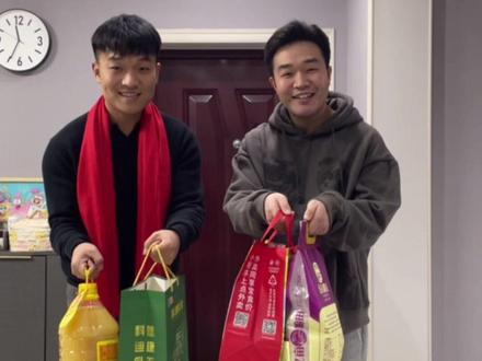 当我让豆包陪我练习过年走亲戚 #黑白双尬 #豆包ai