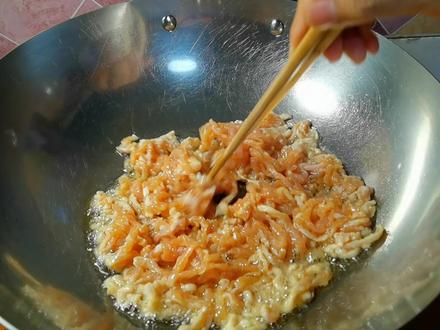 炒肉丝油温几成 70851d3f7d22be1fa1878b333d24e741~tplv-dy-resize-origshort-autoq-75:330.jpeg?x-expires=2022051600&x-signature=V8%2F4Di00BYbOpXFEKRIHBPZ3mHI%3D&from=3213915784&s=PackSourceEnum_AWEME_DETAIL&se=false&sc=cover&biz_tag=pcweb_cover&l=20240131173459DB4E69F666C28300174E