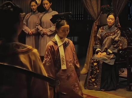 吴越扶鬓礼~
#清宫剧造型 #清代服饰 #甄嬛传 #如懿传 #清代造型