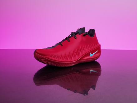 顶级脚感!NIKE G.T. CUT 4 实战测评 它正在试图摧毁你的跟腱!#亚当球鞋 #gtcut4 #跟腱炎