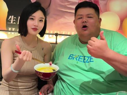 有良子哥哥陪伴每天都开心😃
#良子大大胃袋#味真足 #良子娇娇