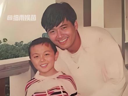 谁能想到,32年前周润发一句 “回去读书” 的建议,竟成了功夫童星谢苗逆袭封神的伏笔?#谢苗 #周润发 #李连杰 #内容启发搜索 #影娱热点团