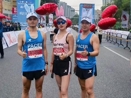 第一次当官方345配速员,马拉松兔子的意义就是把最好服务于众,按稳定的配速带领跑者完成任务,一种责任、一种担当,这就是兔子的快乐#晋江马拉松 #传递正能量 #跑步