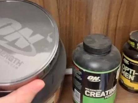 健身补剂过期了怎么办?继续喝啊还能怎么办…😂#健身 #减肥 @抖音小助手