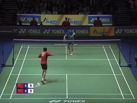 2008年全英决赛,林丹0:2陈金,那时候的金老板还是很猛的