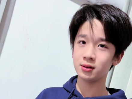 所以我的肉都长哪里去了?
#初中生 #随拍 #亲子互动 #体重管理